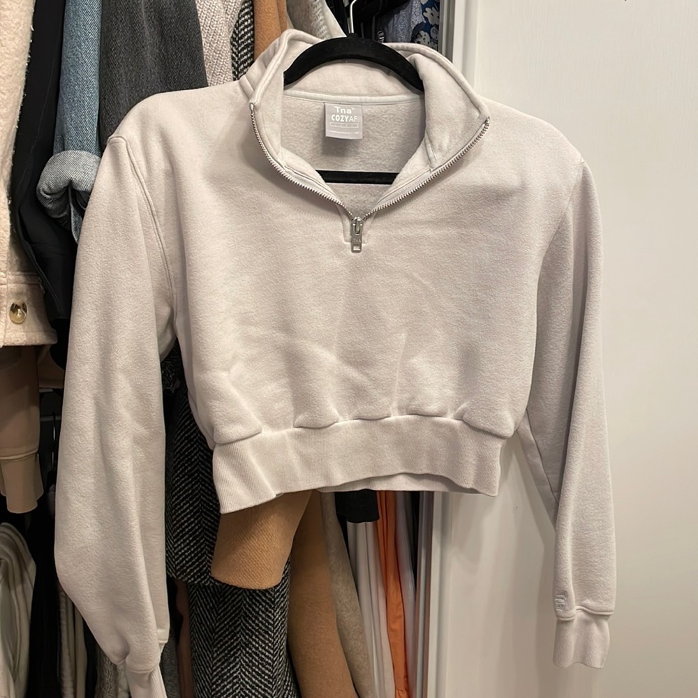Aritzia cropped quarter zip